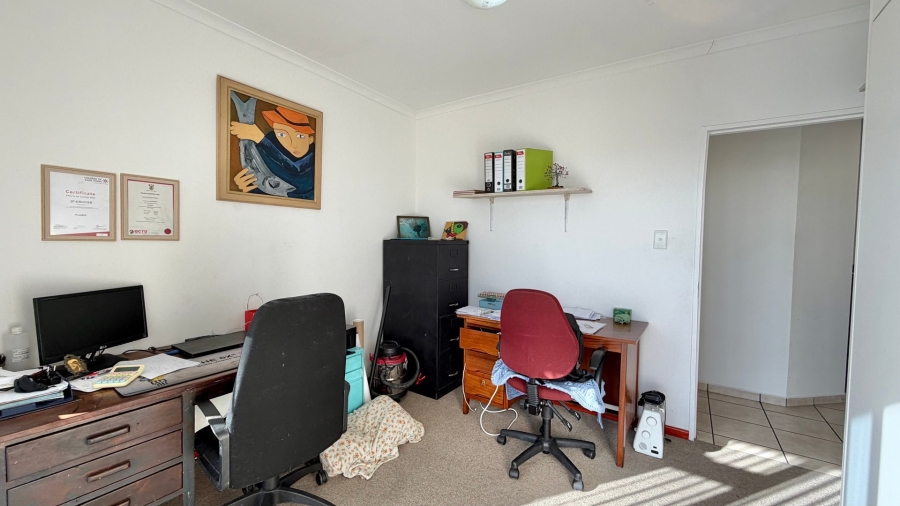 3 Bedroom Property for Sale in Mountainside Western Cape